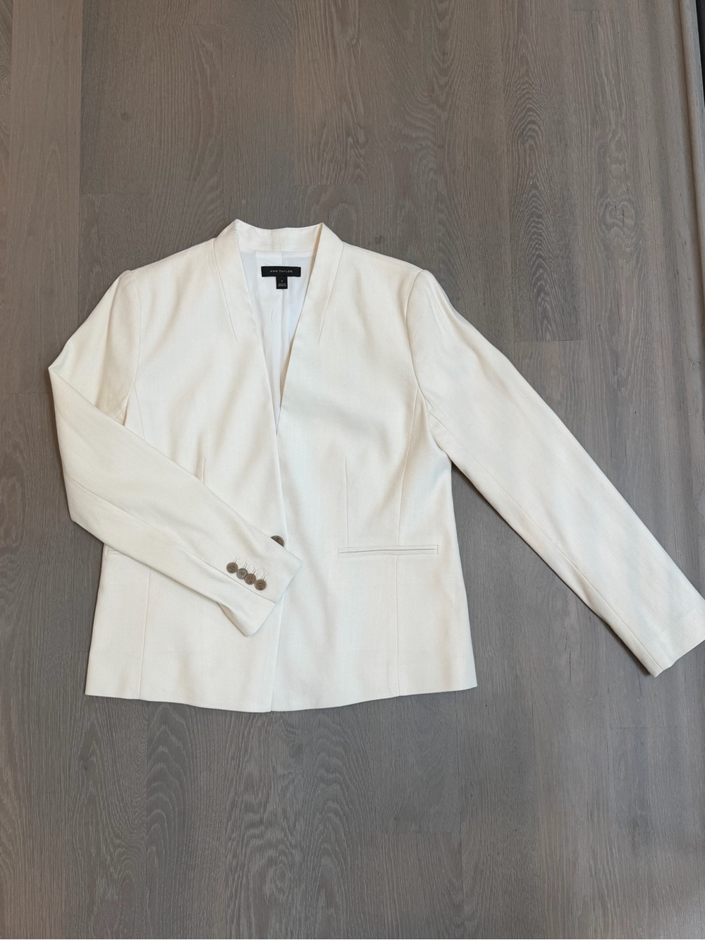 Ann Taylor The Cutaway Blazer, size 8, Cream herringbone linen blend, like new